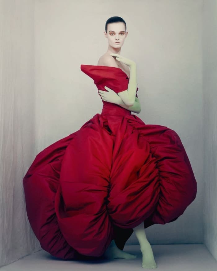 three-decades-of-haute-couture-5.jpg