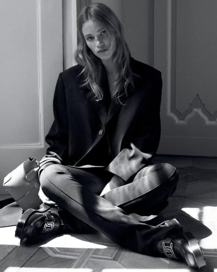 tods-f-w-2022-campaign-5.jpg
