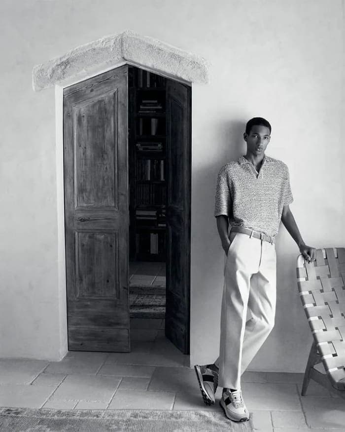 tods-pre-spring-2023-campaign-3.jpg