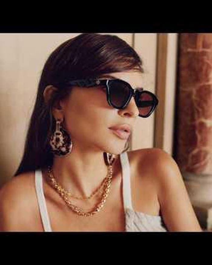tory-burch-s-s-2026-eyewear-3.jpg