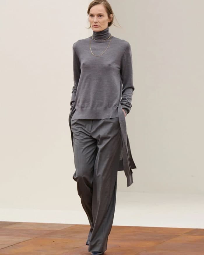 toteme-f-w-25-show-3.jpg