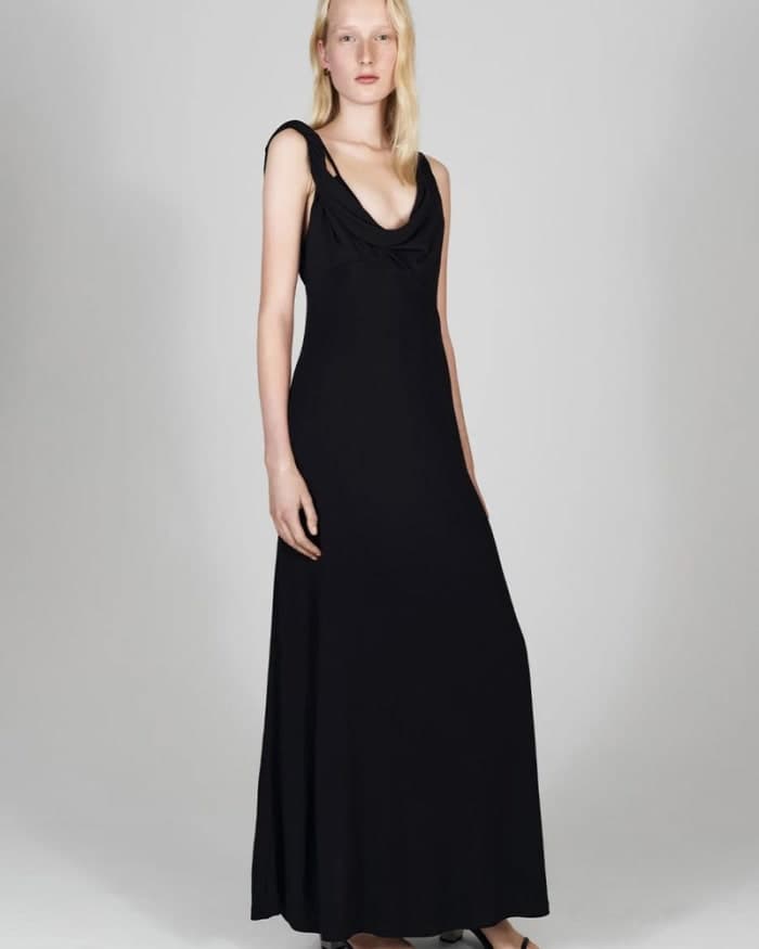 toteme-pre-fall-2024-lookbook-4.jpg