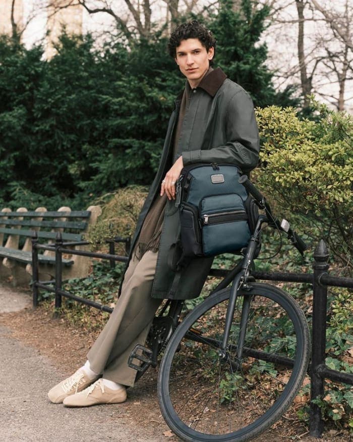 tumi-fw-2025-seasonal-campaign-2.jpg