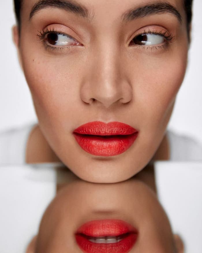 u-1st-multiactive-advanced-lip-serum-carmen-2.jpg