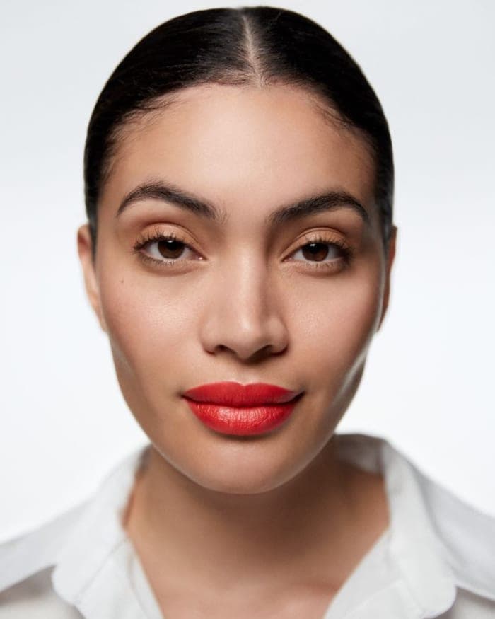 u-1st-multiactive-advanced-lip-serum-carmen-3.jpg