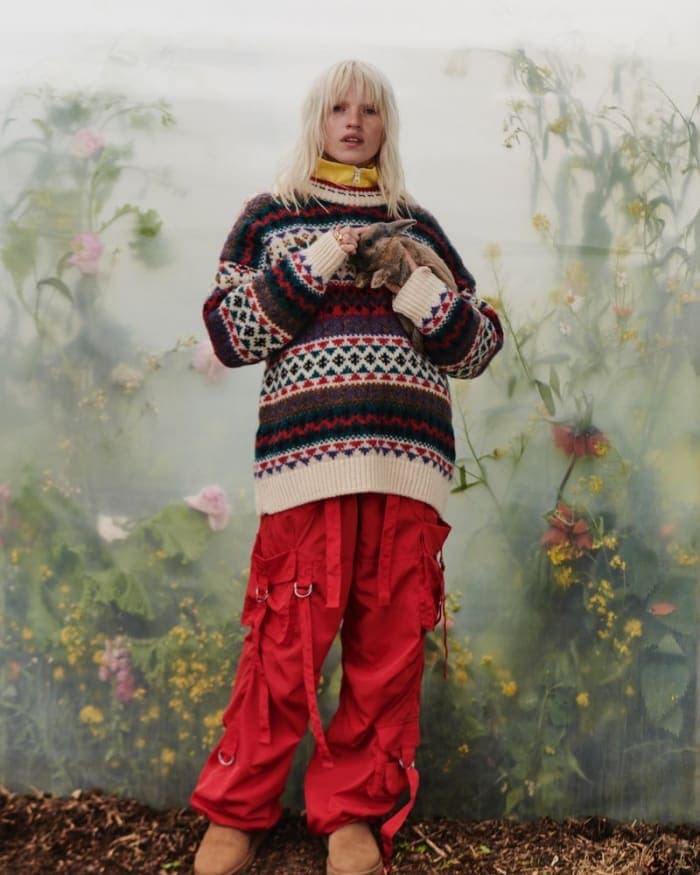 urban-outfitters-aw-22-lookbook-3.jpg