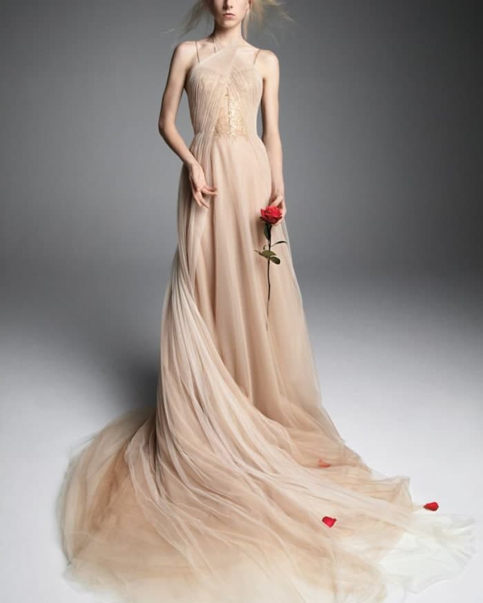 vera-wang-fall-2019-bridal-collection-campaign-4.jpg