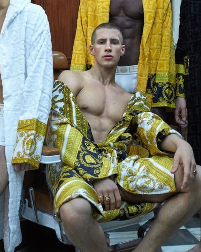 versace-home-2019-3.jpg