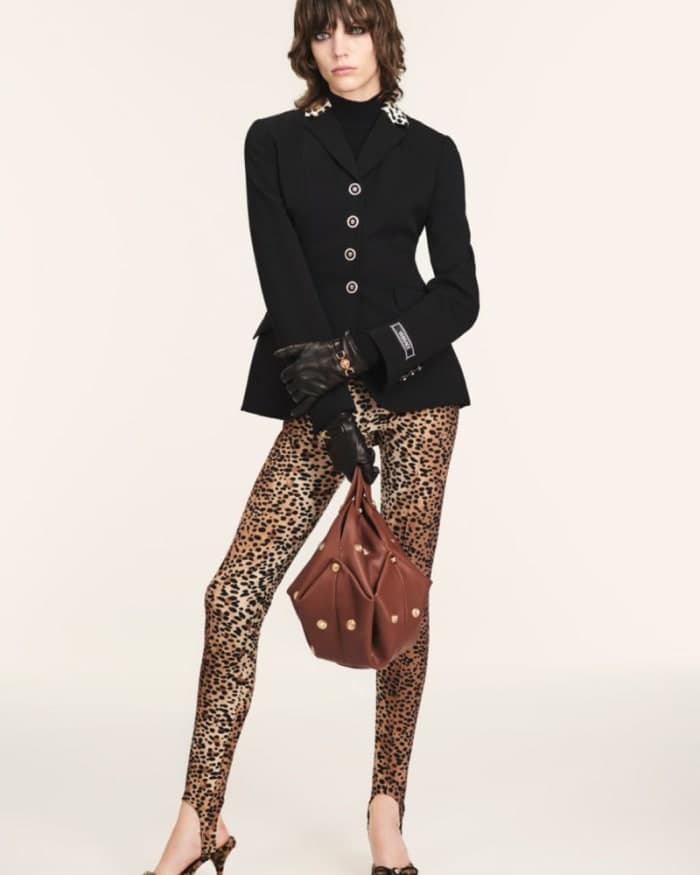versace-resort-2025-lookbook-3.jpg