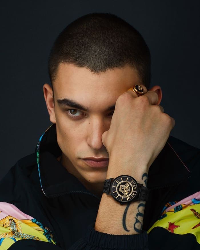 versace-s-s-21-watches-campaign-5.jpg