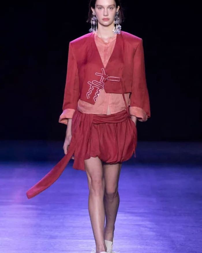 vivienne-tam-s-s-25-show-5.jpg