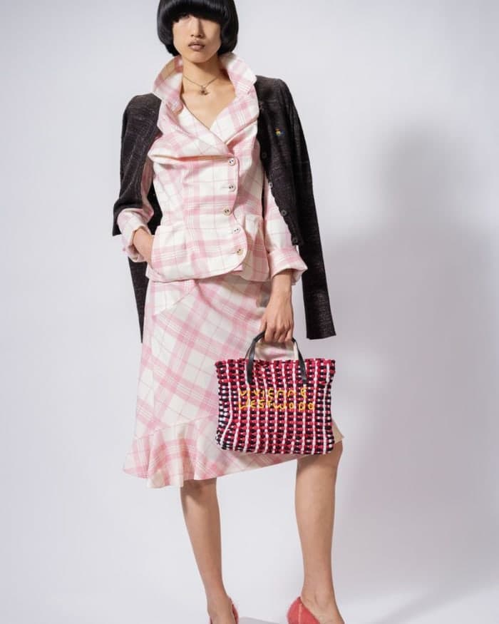 vivienne-westwood-f-w-26-lookbook-3.jpg
