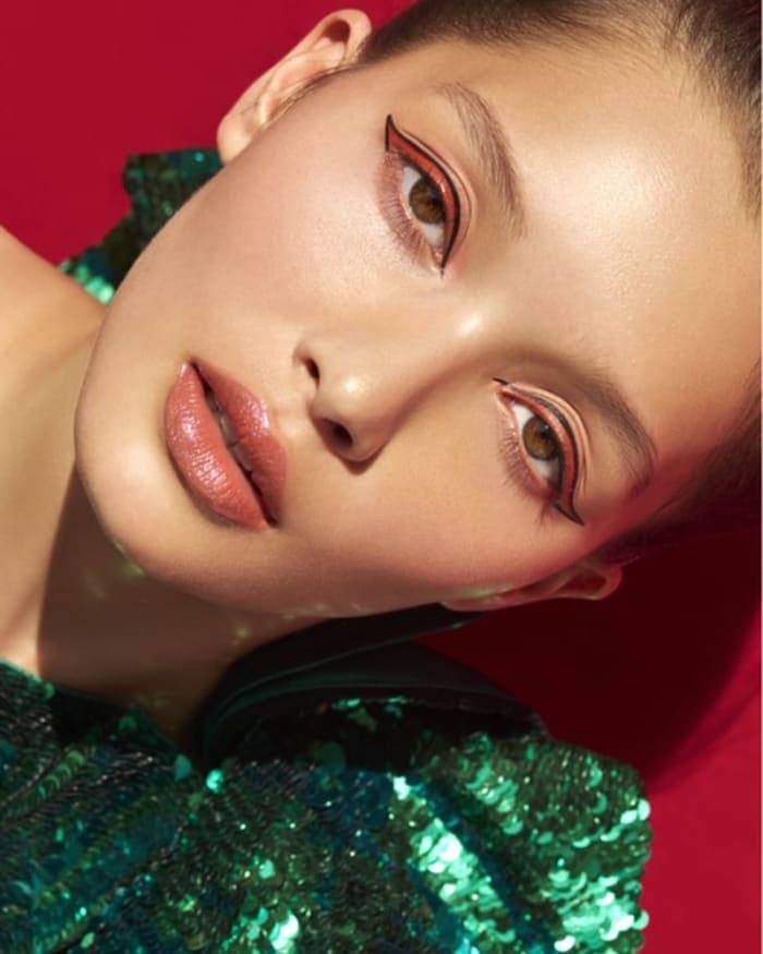 vogue-thailand-may-2020-beauty-cover-5.jpg