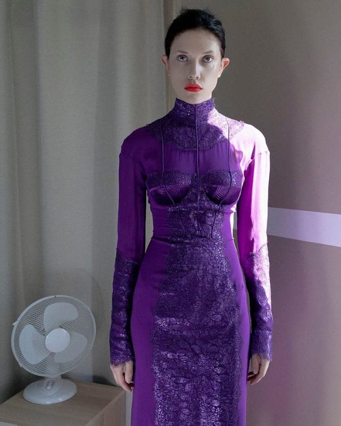 waiting-for-the-proms-for-the-kunst-magazine-by-mia-jorgensen-2.jpg