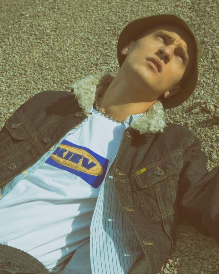 who-loves-the-sun-for-fguk-magazine-3.jpg