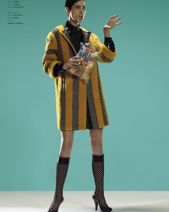 youth-is-like-diamonds-in-the-sun-for-lofficiel-italia-3.jpg