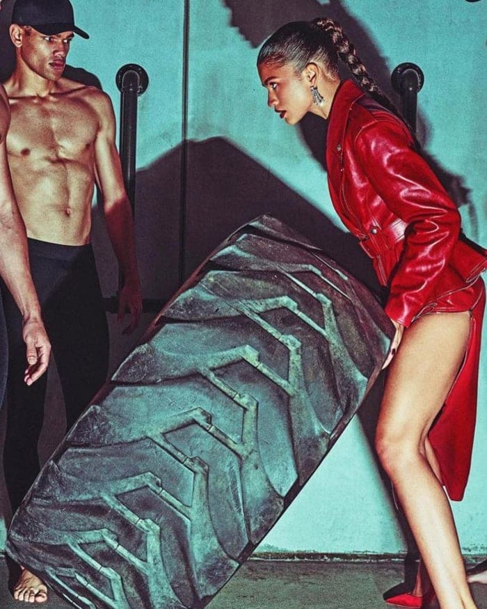 zendaya-holds-court-4.jpg